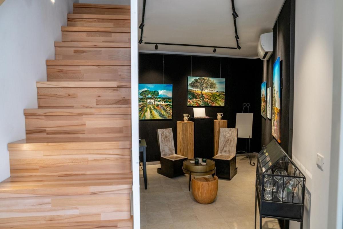 Апартаменты Wineart House, Terracielo Indipendente Nel Centro Di Монополи Экстерьер фото
